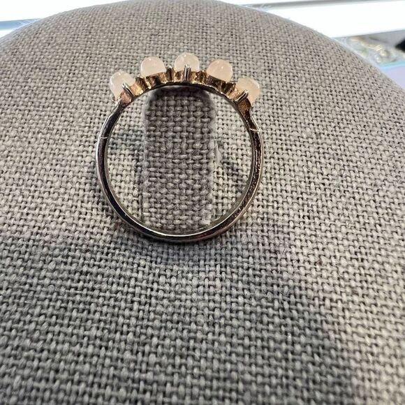 Five Small Faux‎ Opals Layering / Stacking Ring Size 6.75 - Picture 2 of 5
